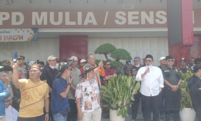 bangunan toko sen sen