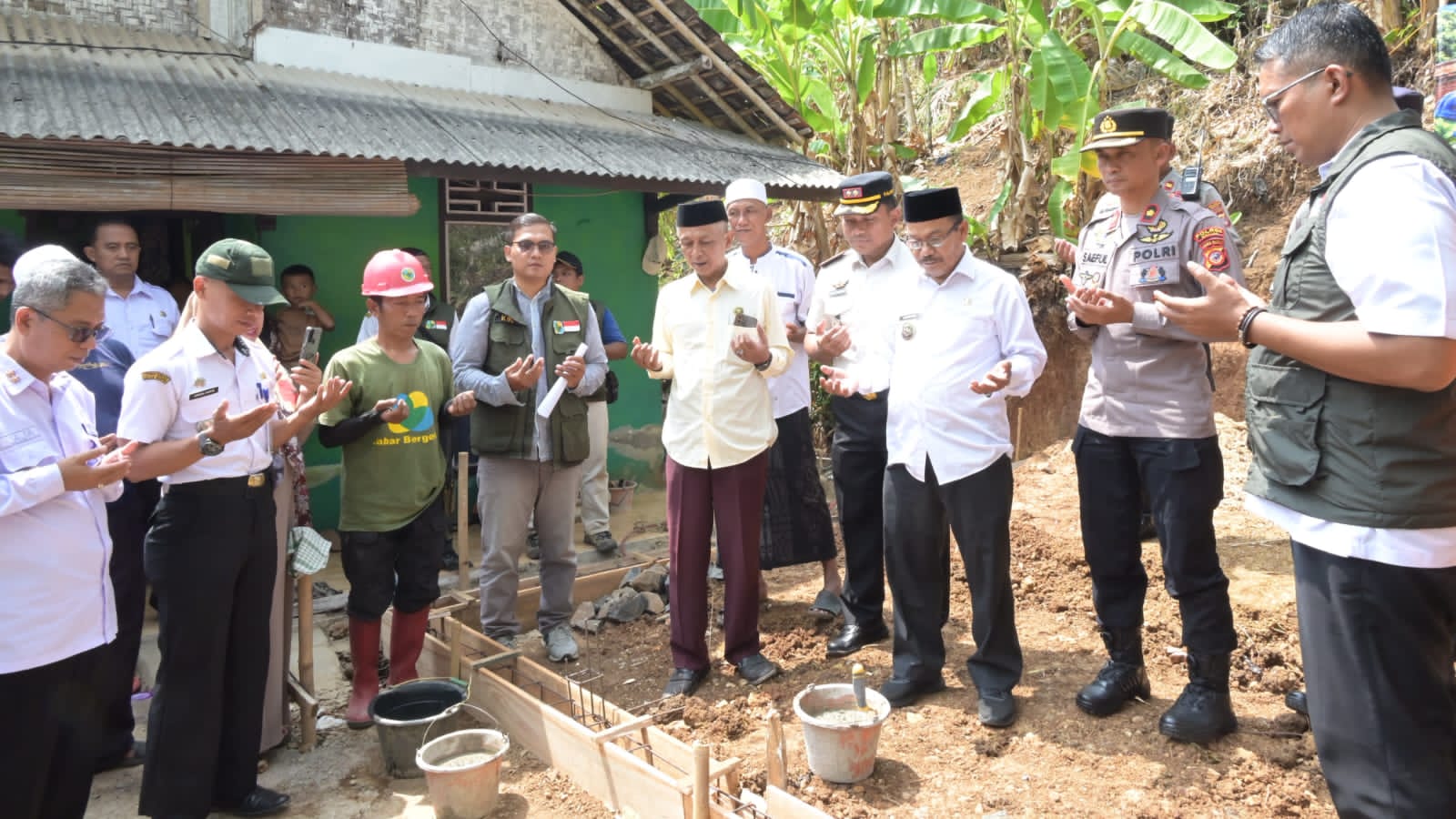 Program Bedah Rumah Unus di Banjar Resmi Dimulai, Kolaborasi Sosial Jadi Sorotan