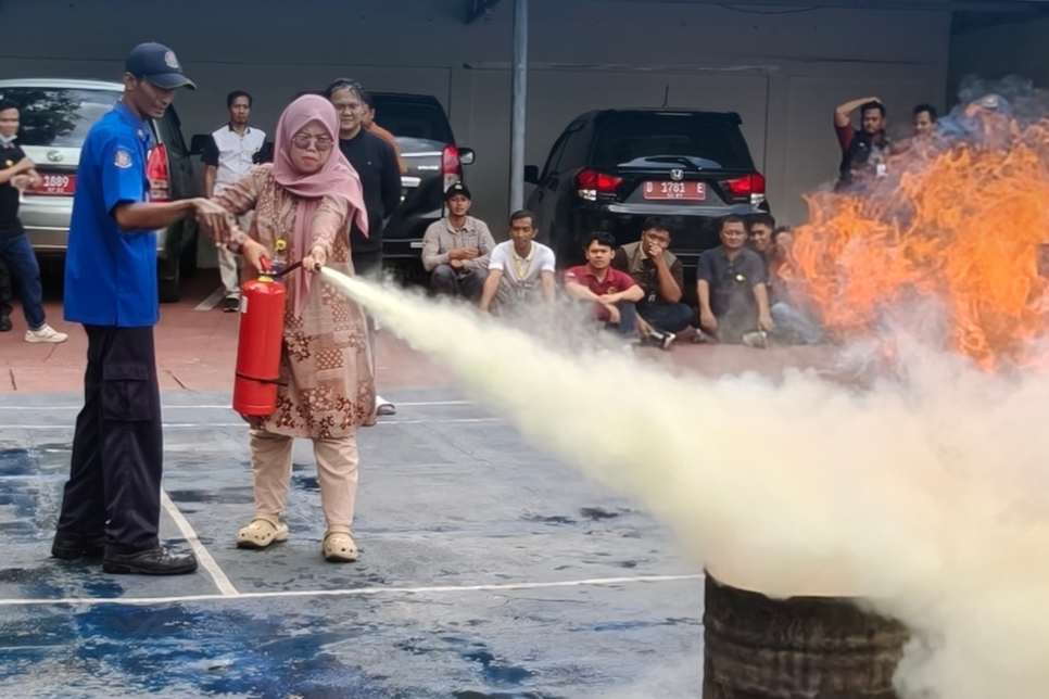 Kantor Pertanahan Kota Banjar Adakan Simulasi Tanggap Darurat Kebakaran